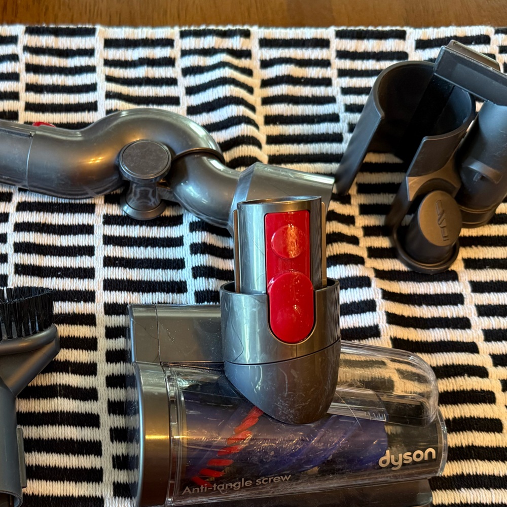 Dyson Vacuum Attachments Lot Multi Angle Dust Brush Reach Under anti tangle crew - Picture 10 of 10